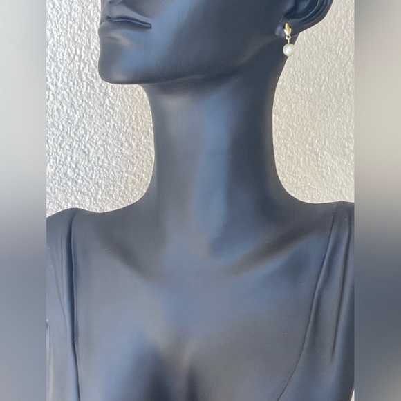 10k solid gold pearl earrings - Picture 2 of 4